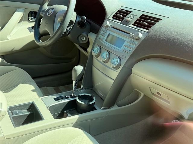 Used 2007 Toyota Camry LE FWD image 8