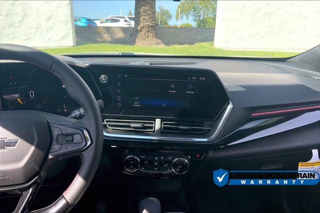 New 2025 Chevrolet Trax RS w/ Sunroof Package FWD image 8