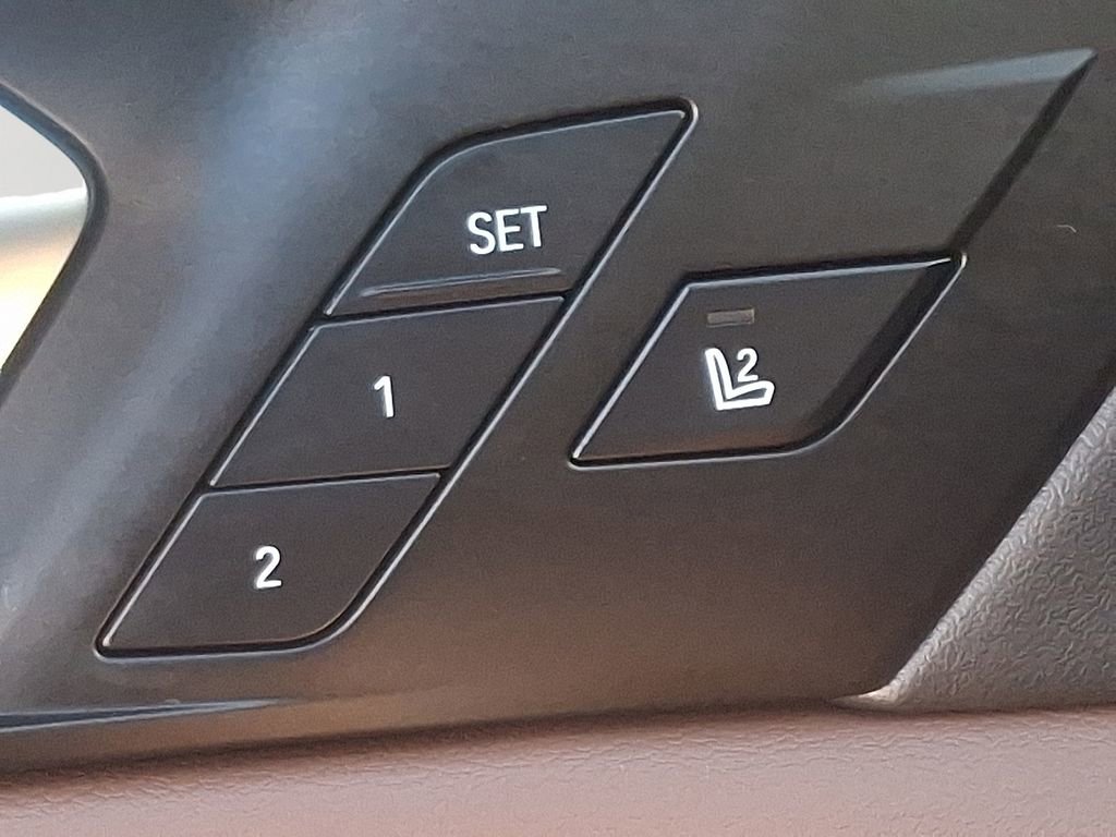 Certified 2026 BMW X5 xDrive50e w/ Climate Comfort Package image 27