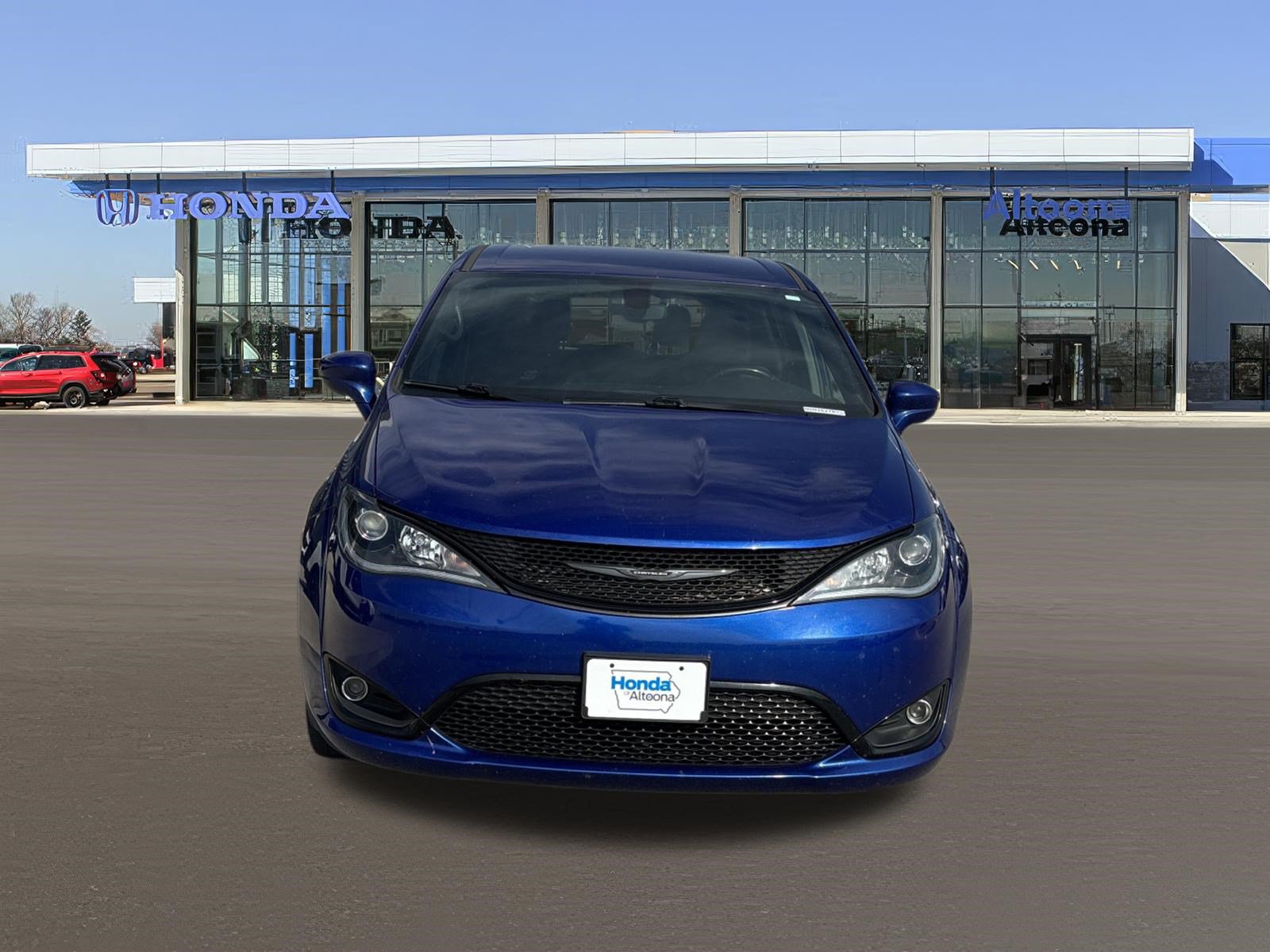 Used 2020 Chrysler Pacifica Touring w/ S Appearance Package FWD image 8