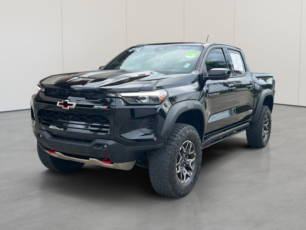 Certified 2025 Chevrolet Colorado ZR2 w/ Technology Package AWD/4WD image 1