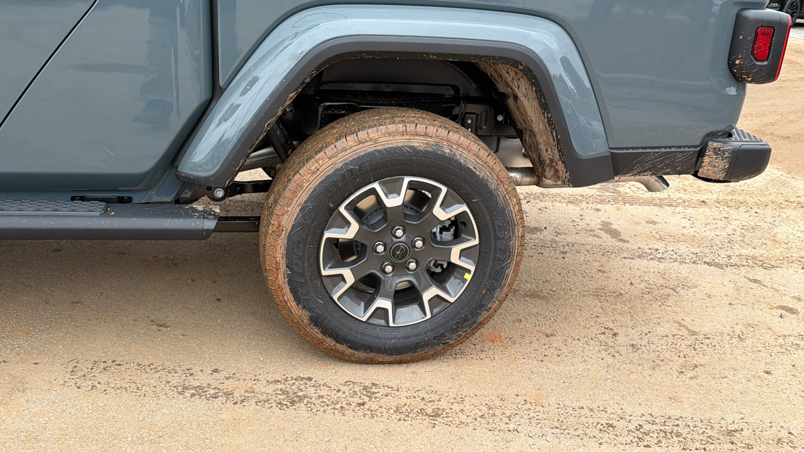 New 2026 Jeep Gladiator Sport AWD/4WD image 12