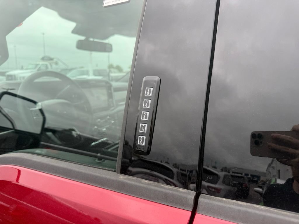 New 2026 Ford F250 Platinum AWD/4WD image 17