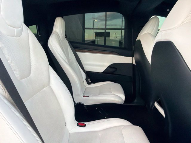 Used 2022 Tesla Model X AWD/4WD image 16