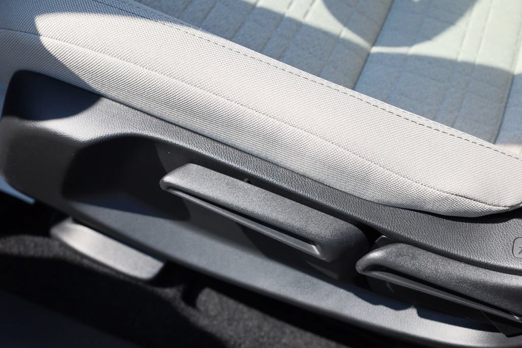 New 2027 Honda HR-V LX image 13