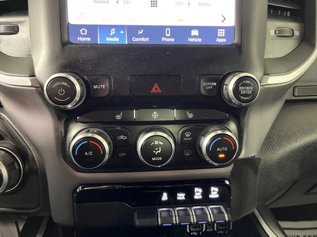 Used 2022 RAM 1500 Big Horn AWD/4WD image 32