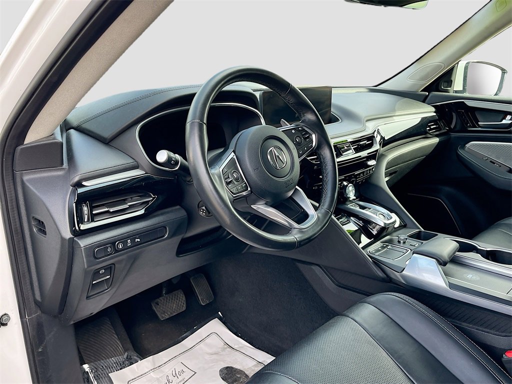 Used 2023 Acura MDX SH-AWD w/ Technology Package image 9
