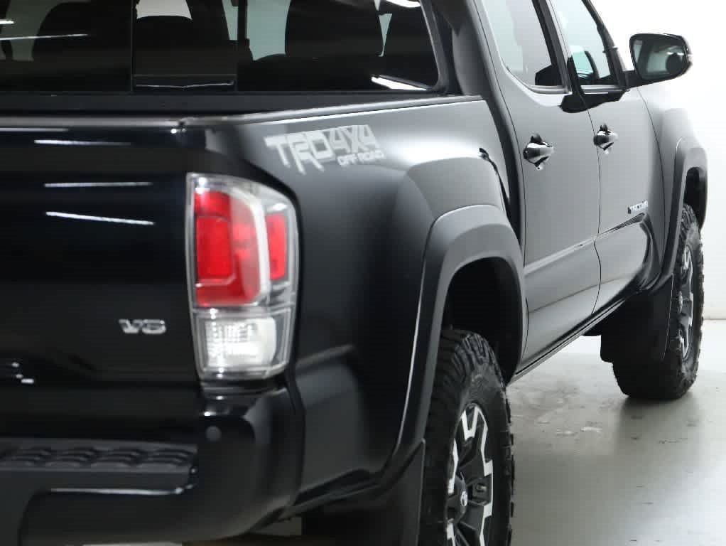 Certified 2020 Toyota Tacoma TRD Off-Road w/ Technology Package AWD/4WD image 44