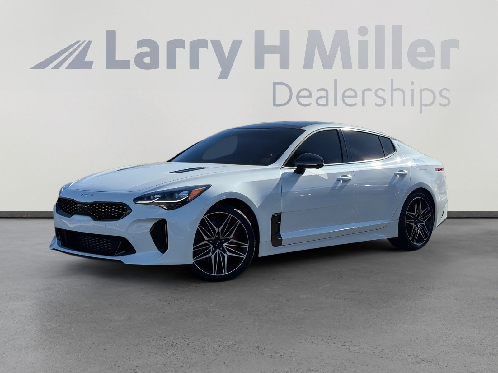 Used 2023 Kia Stinger GT2