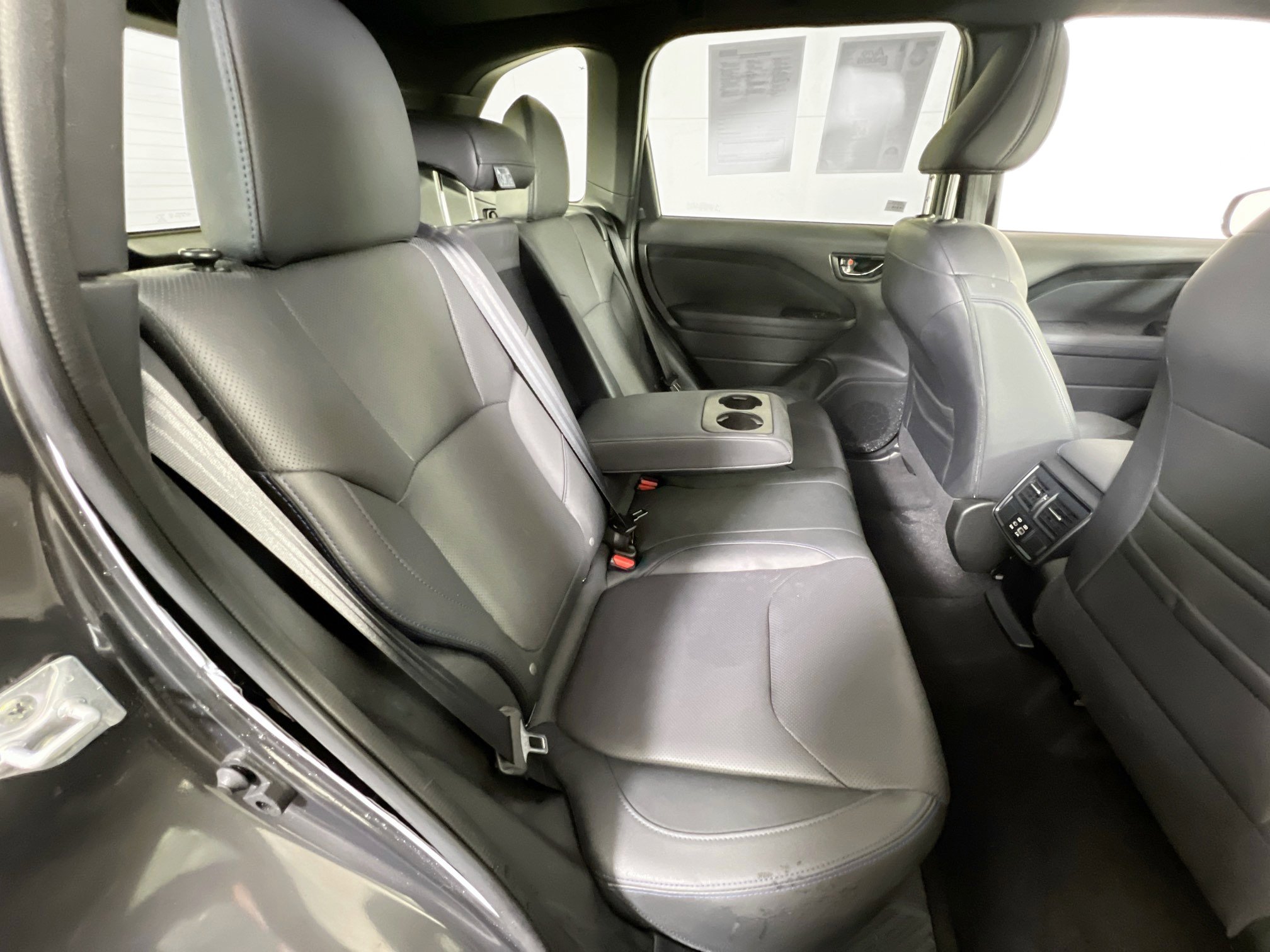 Used 2025 Subaru Forester Limited image 28