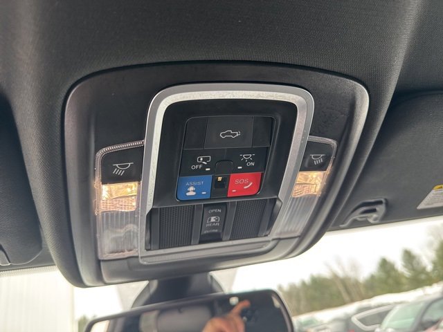 Used 2024 RAM 2500 Rebel w/ Towing Technology Group image 33