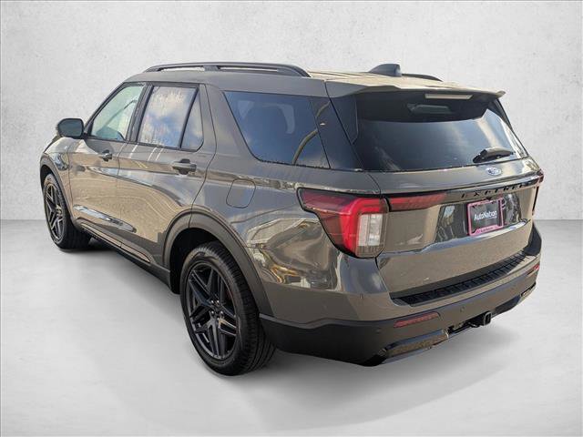 New 2026 Ford Explorer ST-Line w/ ST-Line Street Pack image 8