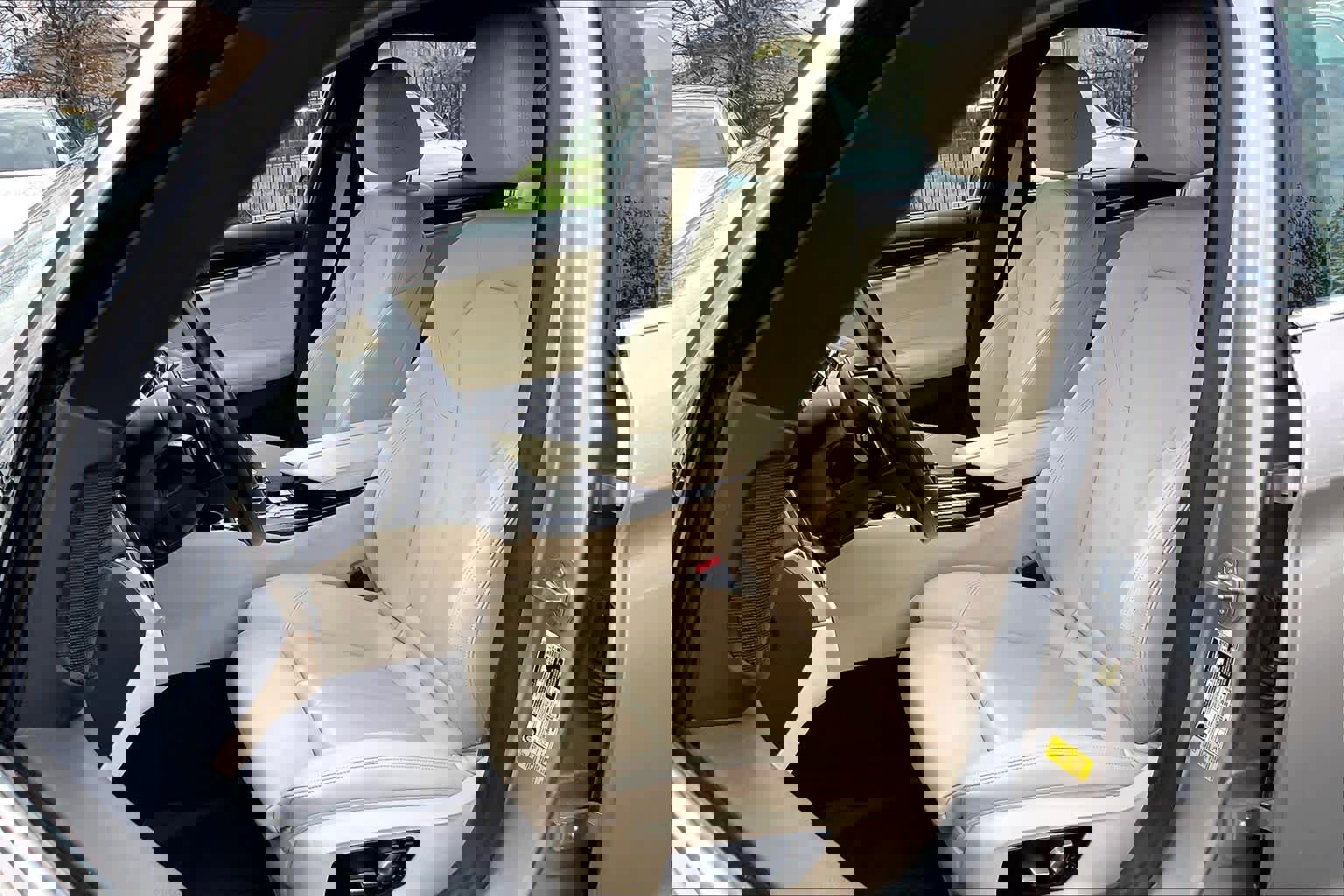 Used 2019 BMW 530i w/ Convenience Package image 26