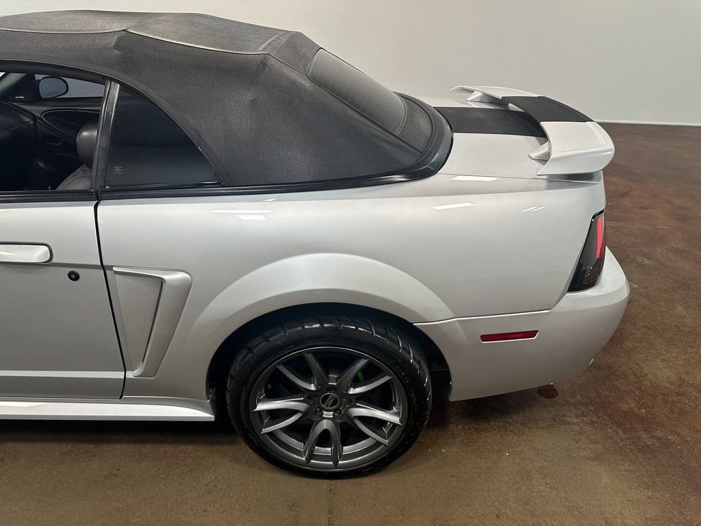 Used 2001 Ford Mustang Cobra image 46