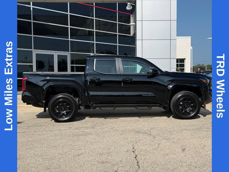 Used 2024 Toyota Tacoma SR5 AWD/4WD image 2