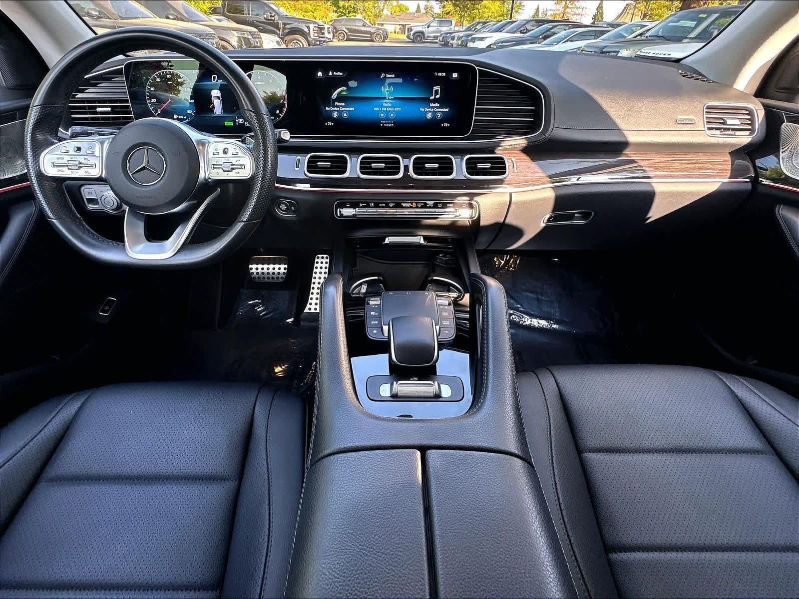 Used 2022 Mercedes-Benz GLS 450 4MATIC image 18
