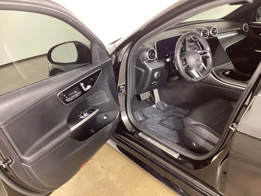 Used 2023 Mercedes-Benz C 300 4MATIC Sedan w/ AMG Line w/ Night Package image 9