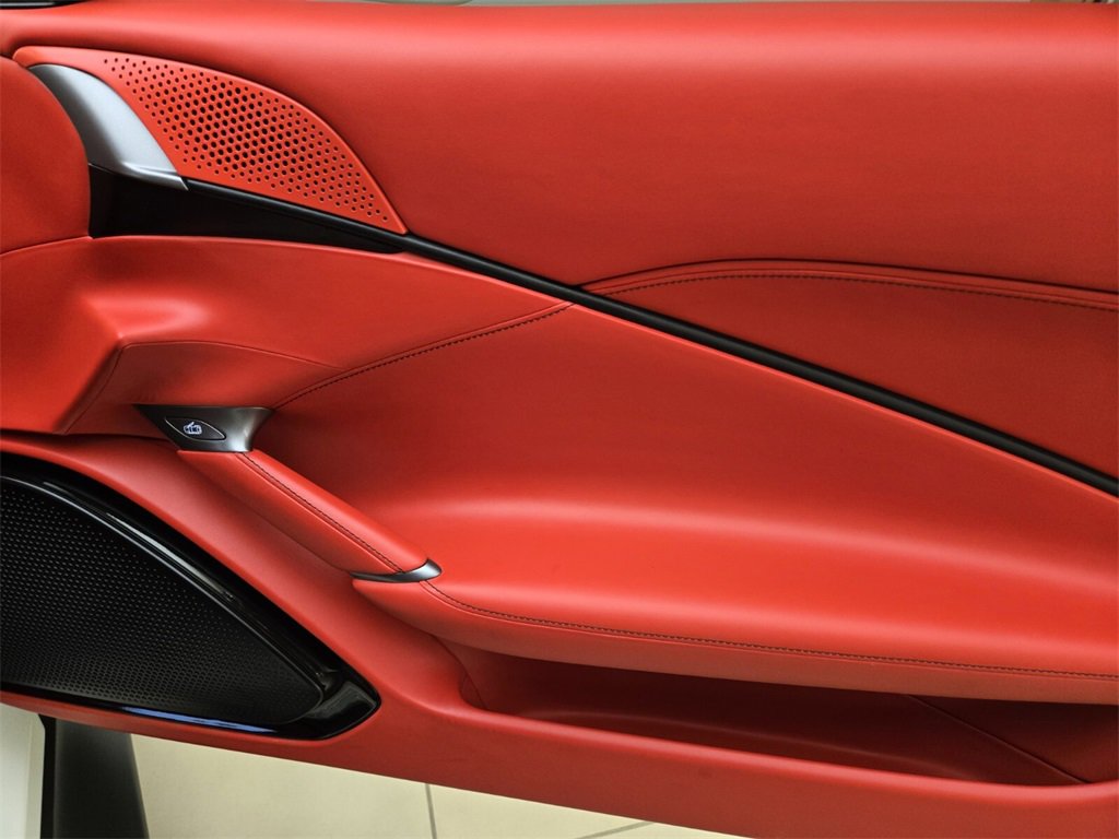 Used 2022 Ferrari Roma image 27