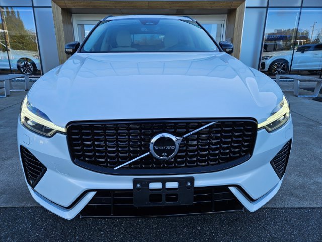 Certified 2024 Volvo XC60 T8 Plus w/ Protection Package Premier AWD/4WD image 2