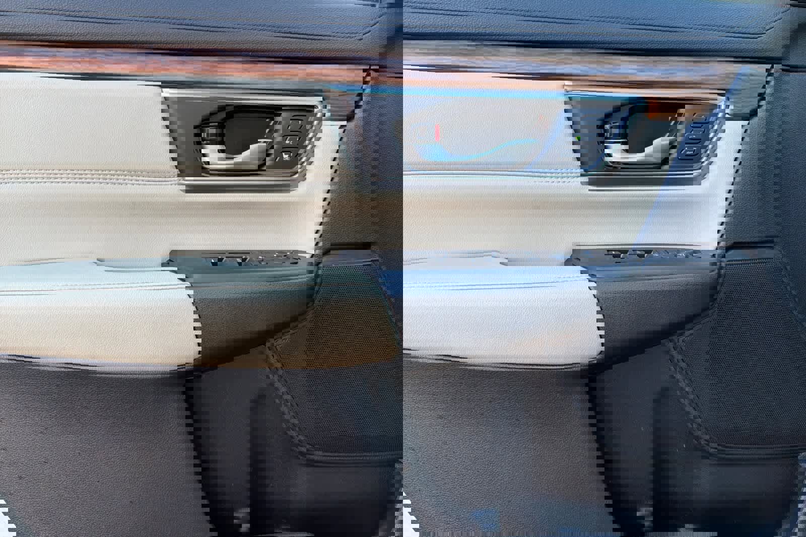 Used 2022 Honda CR-V EX-L image 14