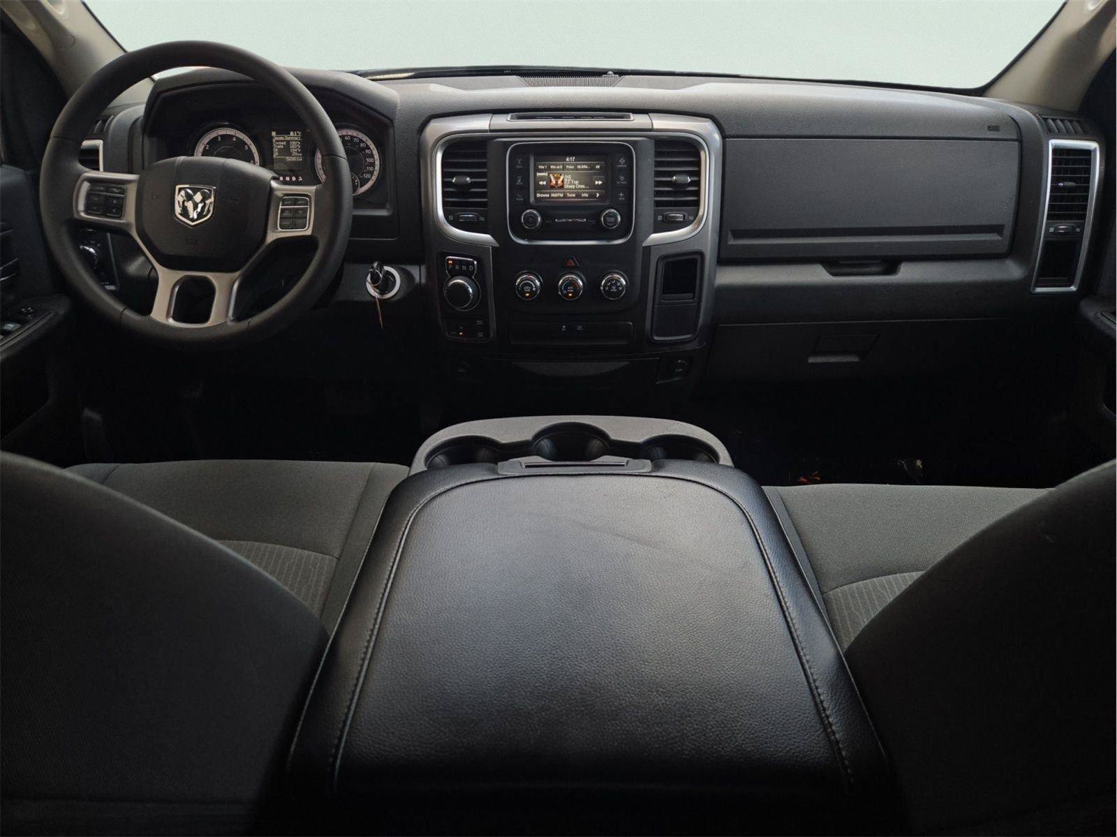 Used 2024 RAM 1500 Classic SLT AWD/4WD image 15