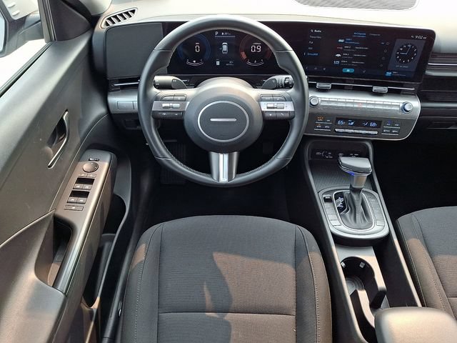 Used 2025 Hyundai Kona SEL AWD/4WD image 11