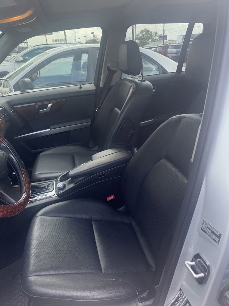 Used 2012 Mercedes-Benz GLK 350 4MATIC image 5