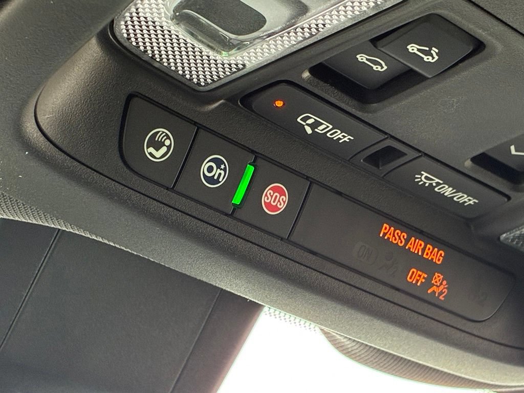 Used 2023 Chevrolet Equinox Premier AWD/4WD image 26