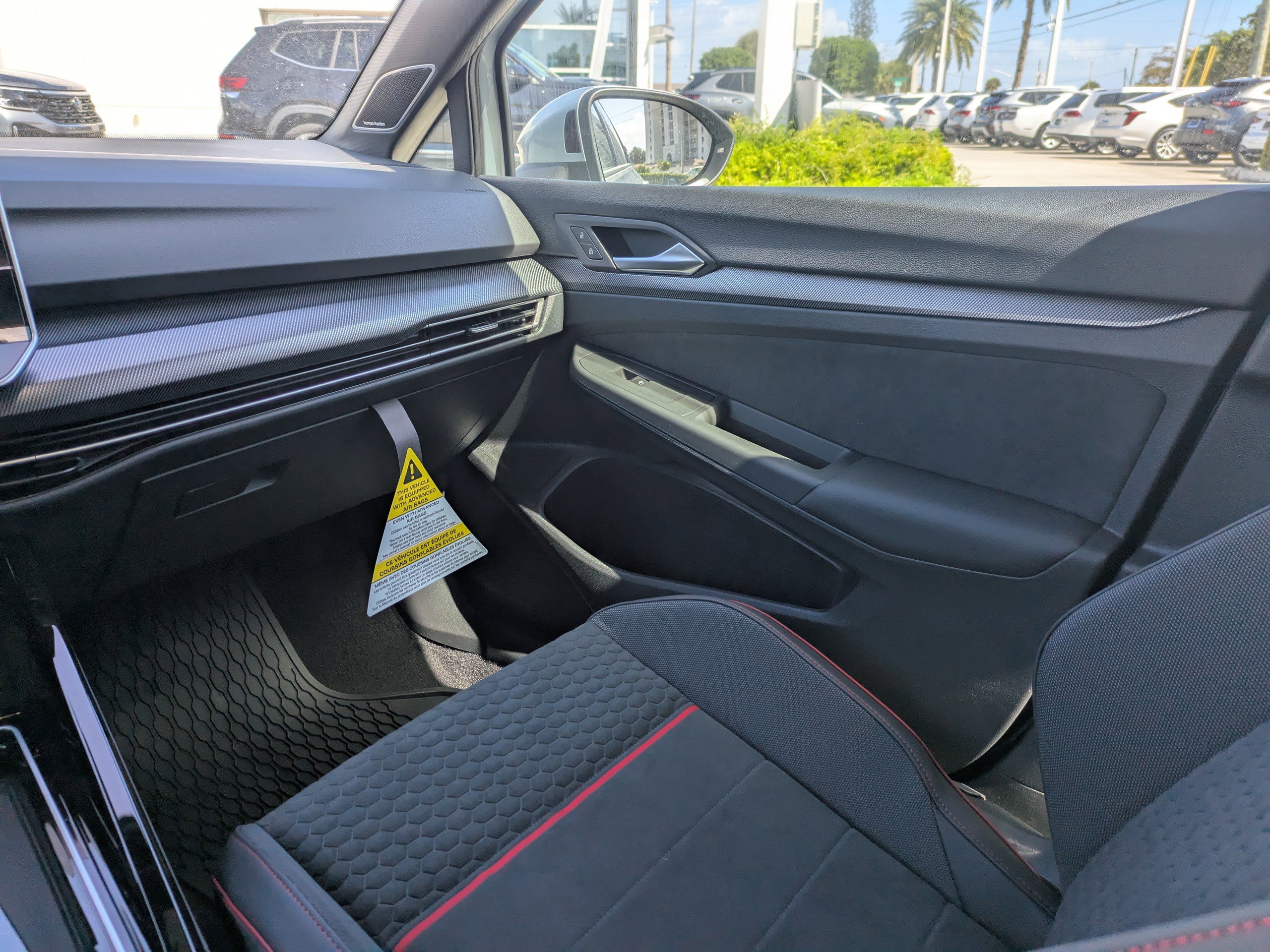 New 2026 Volkswagen GTI SE FWD image 16
