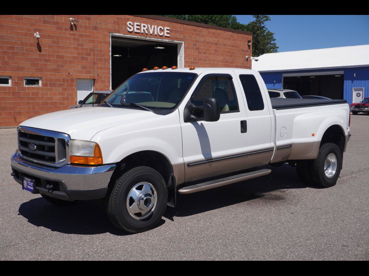 Used 1999 Ford F350 XL AWD/4WD image 1
