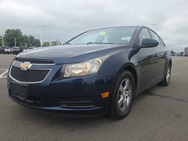 Used 2011 Chevrolet Cruze LT FWD image 2