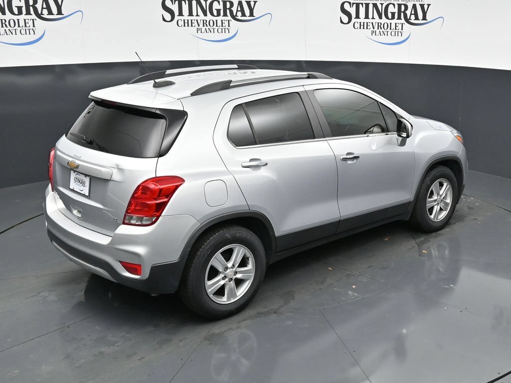 Used 2020 Chevrolet Trax LT w/ Driver Confidence Package FWD image 24