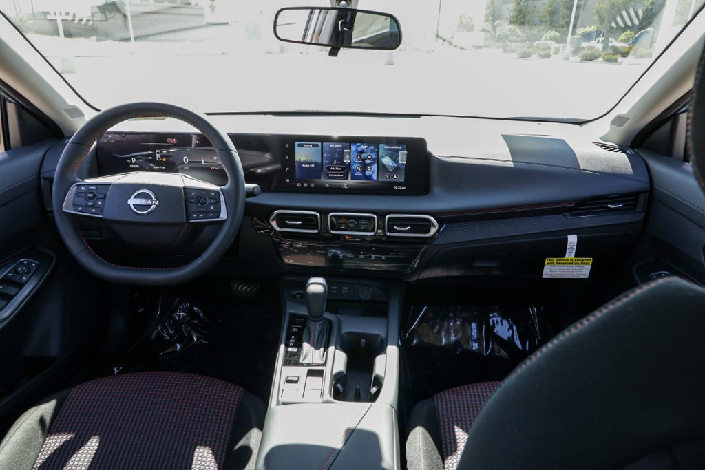 New 2027 Nissan Sentra SR FWD image 24