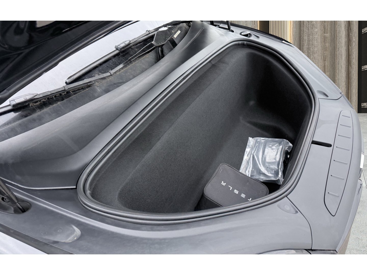 Used 2022 Tesla Model X Plaid AWD/4WD image 19