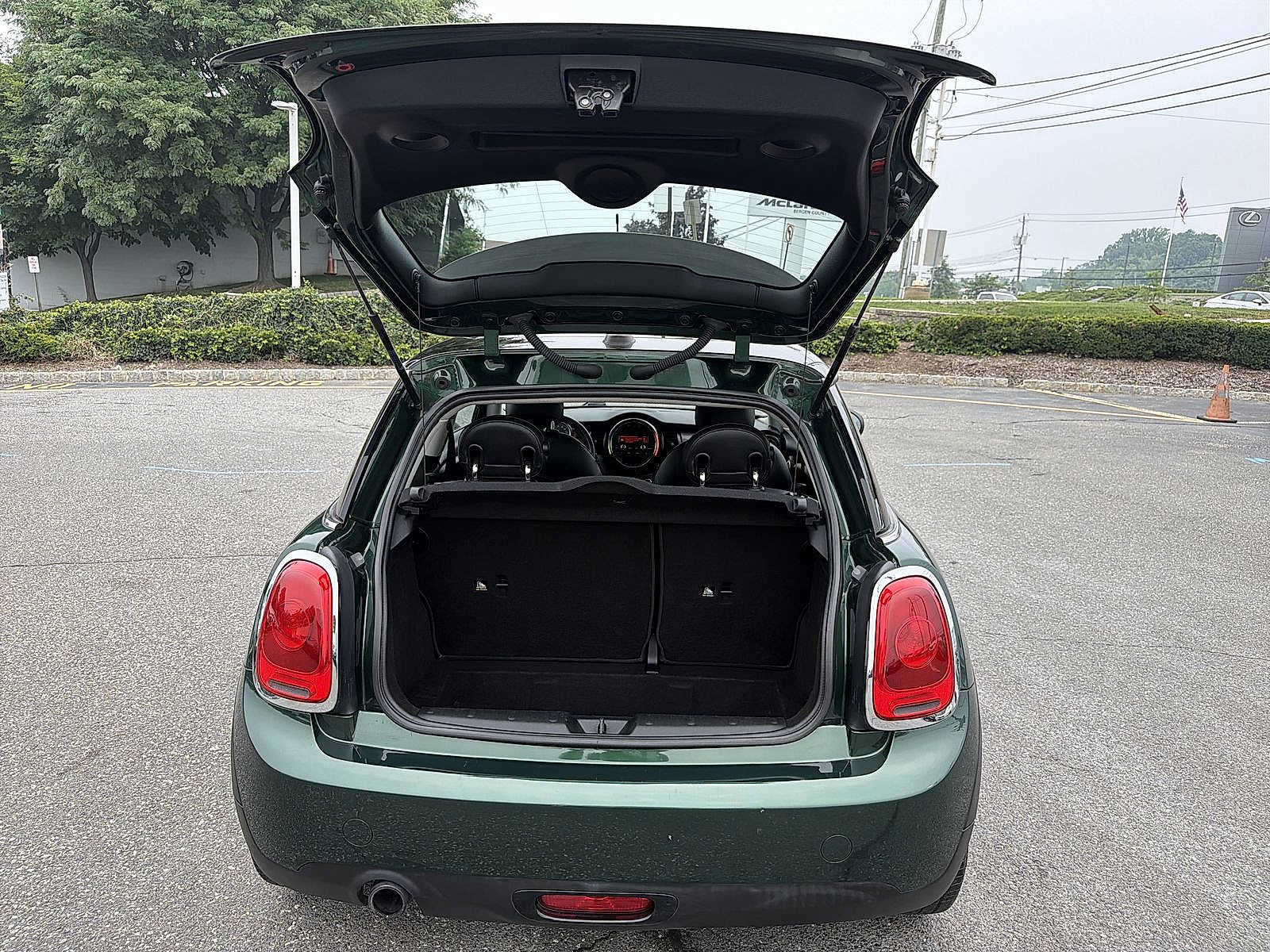 Used 2015 MINI Cooper 2-Door Hardtop FWD image 27