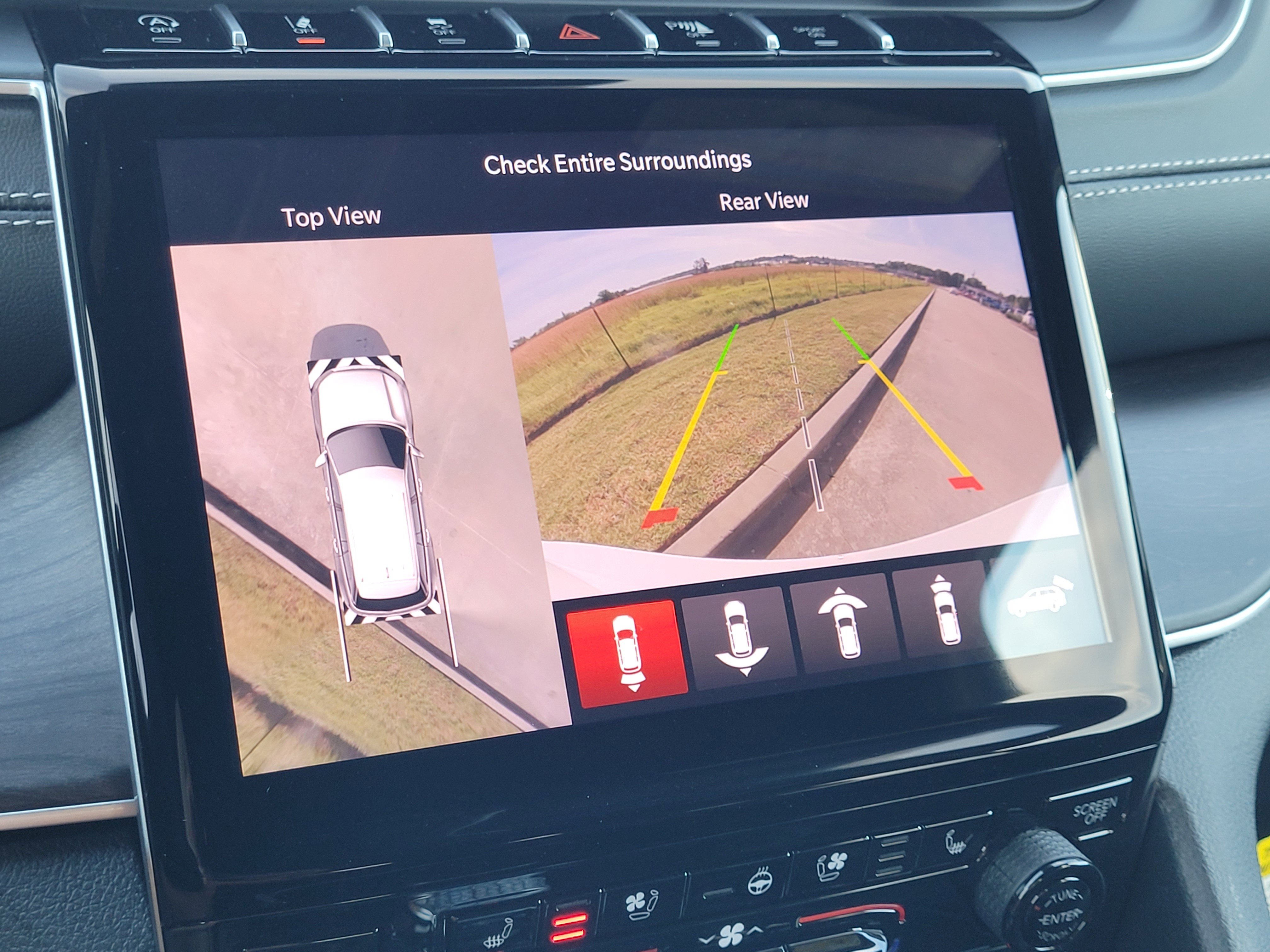 New 2025 Jeep Grand Cherokee Limited w/ Luxury Tech Group II RWD image 19
