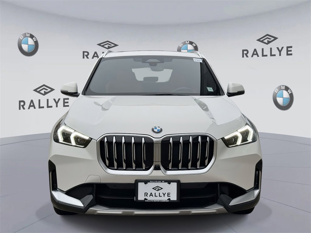 Certified 2025 BMW X1 xDrive28i w/ Technology Package image 2
