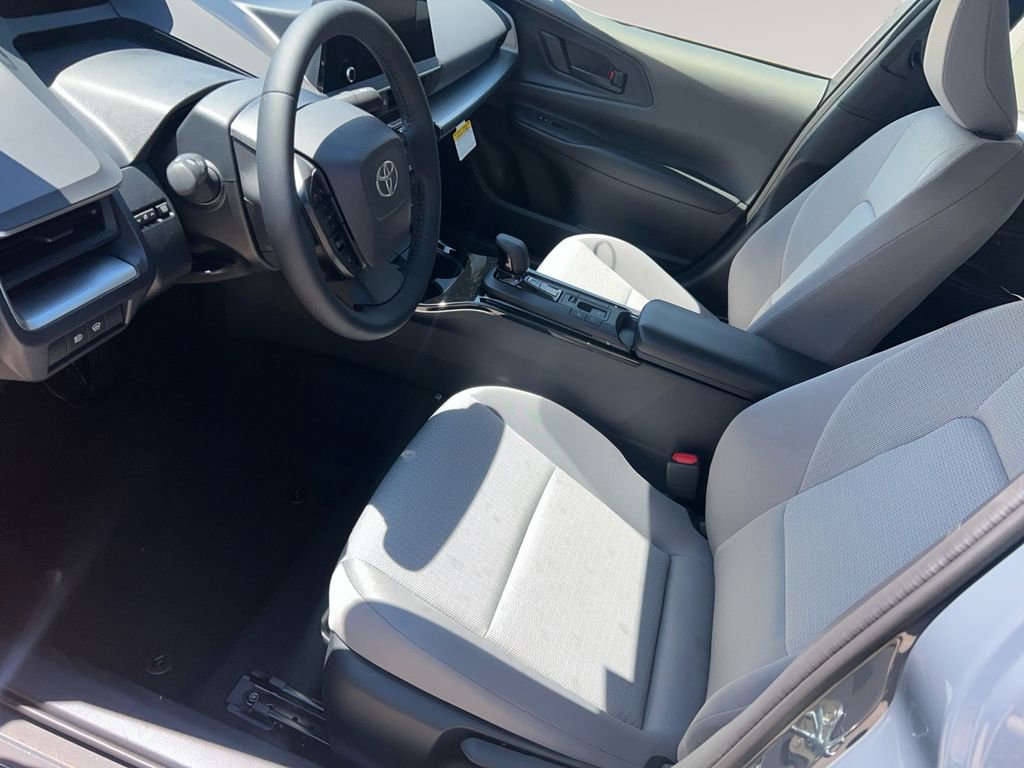 New 2026 Toyota Prius LE FWD image 9