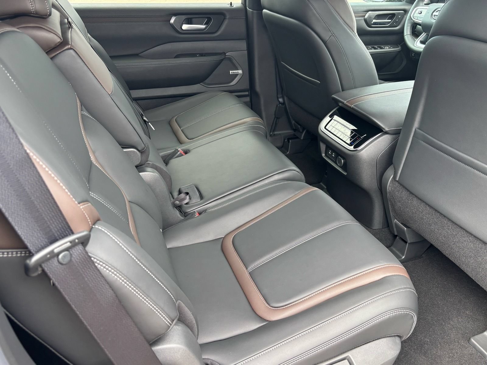 New 2026 Nissan Armada SL RWD image 23