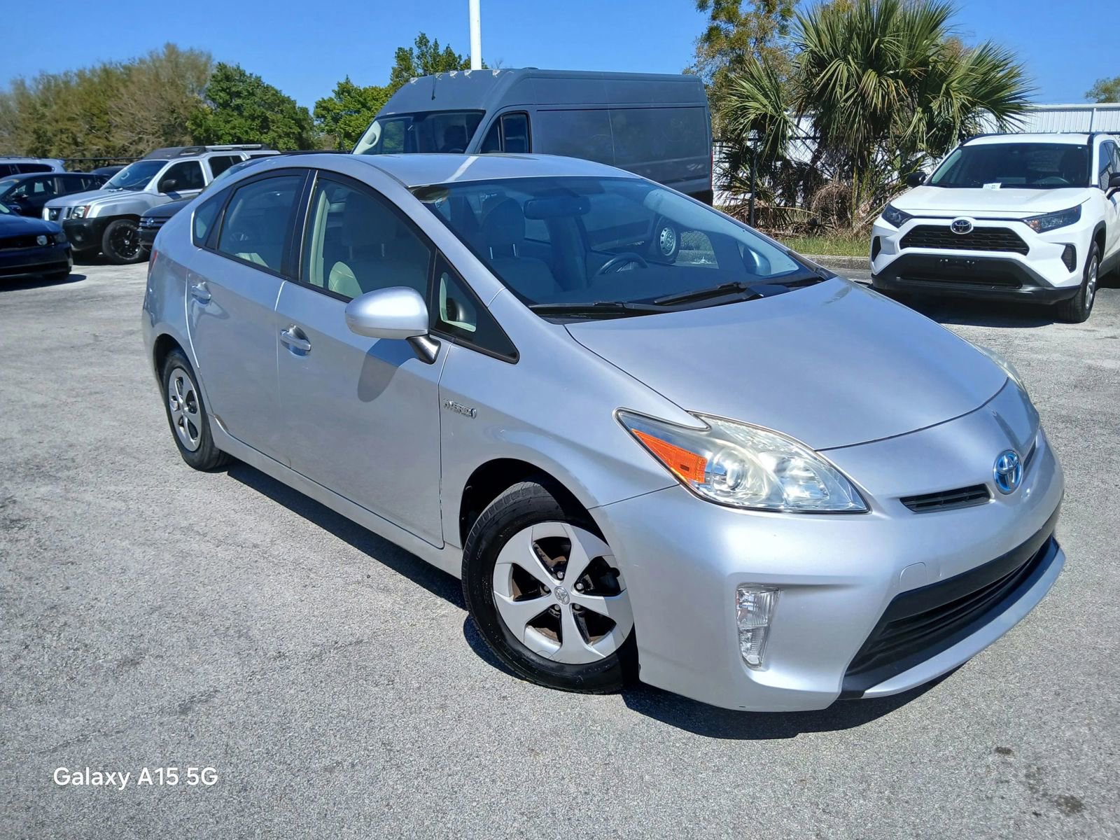 Used 2015 Toyota Prius Four image 2