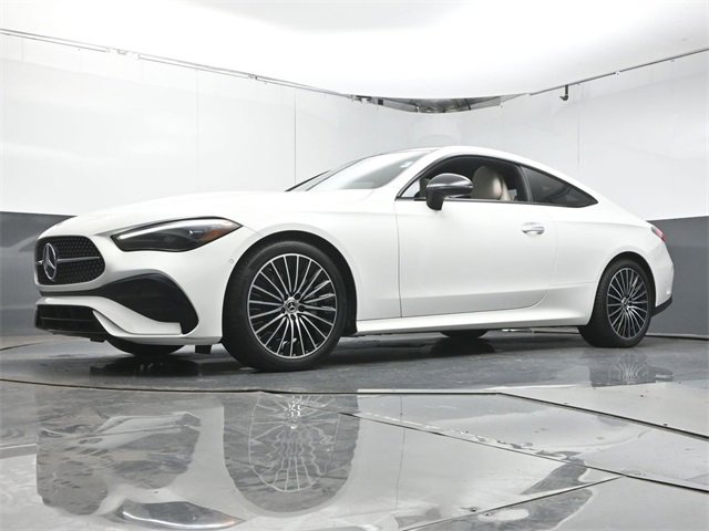 Used 2024 Mercedes-Benz CLE 300 4MATIC Coupe image 31