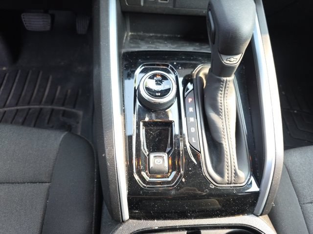 Used 2023 Chevrolet Colorado Trail Boss AWD/4WD image 10