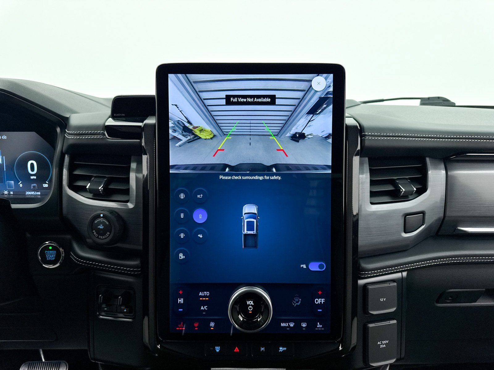 Used 2023 Ford F150 Lightning Platinum image 12