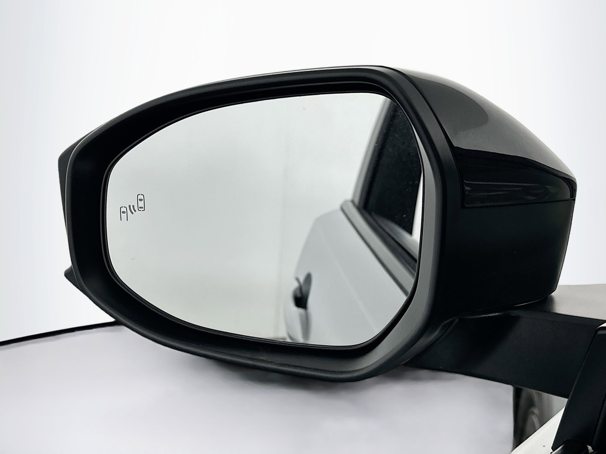 Used 2025 Toyota Prius LE image 16