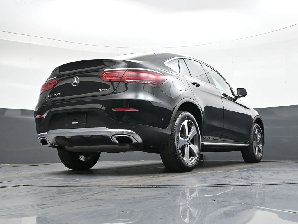 Used 2022 Mercedes-Benz GLC 300 4MATIC Coupe image 33