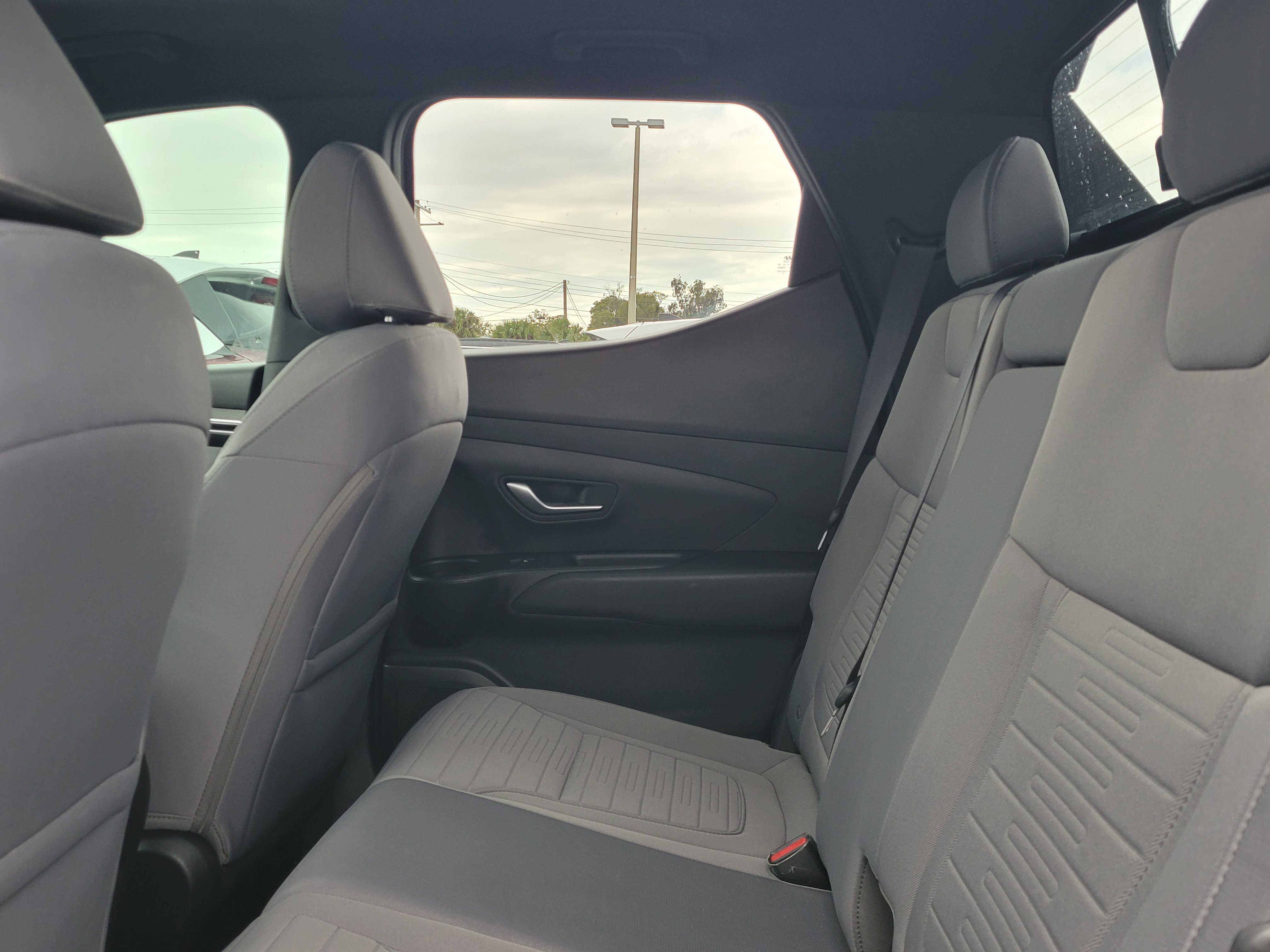 Used 2023 Hyundai Santa Cruz SEL w/ Activity Package image 8