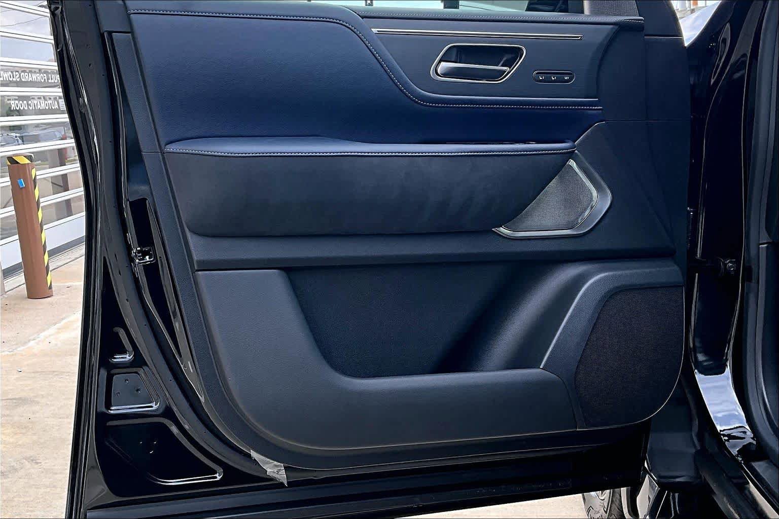Used 2026 INFINITI QX80 4WD w/ Sport Exterior Package image 20