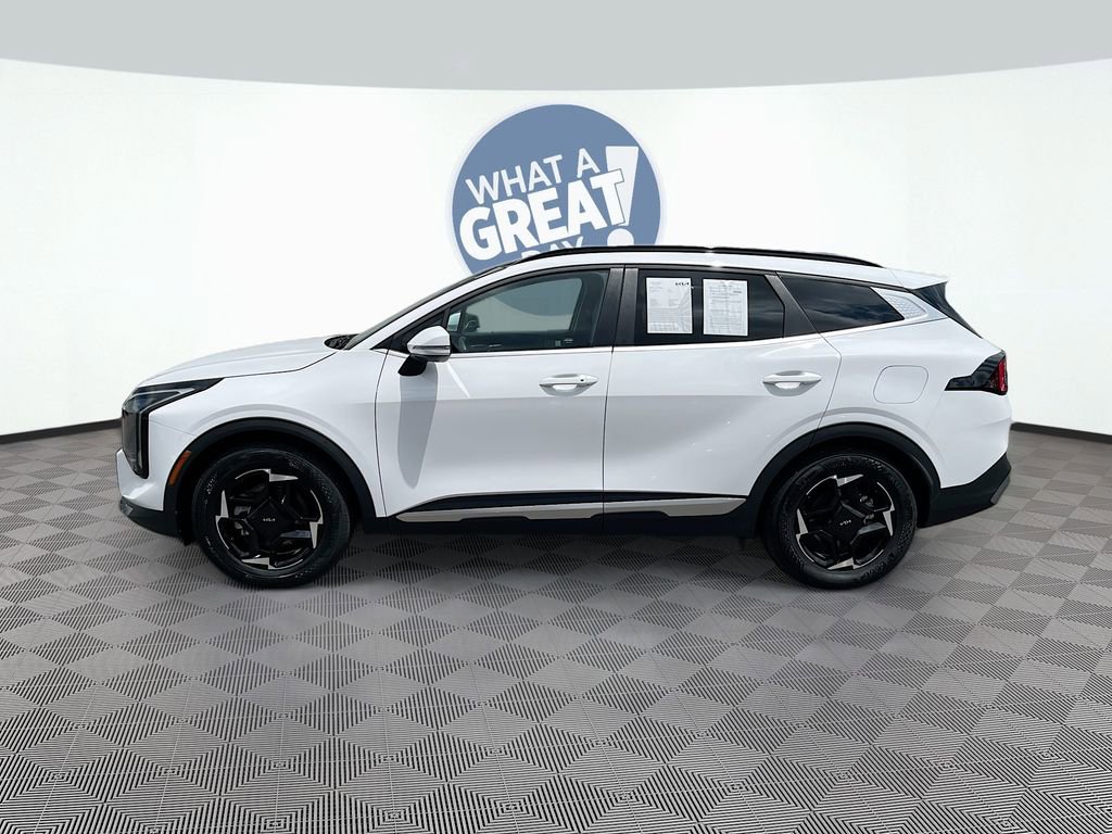 Certified 2026 Kia Sportage EX w/ EX Panorama Roof Package FWD image 9