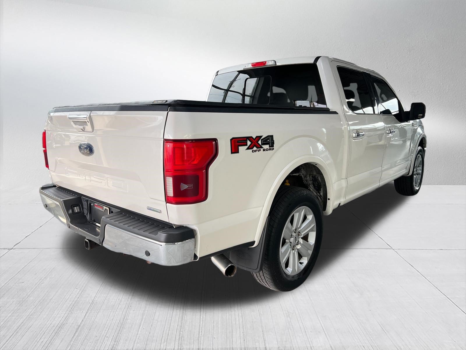 Used 2018 Ford F150 Lariat w/ Equipment Group 502A Luxury AWD/4WD image 4