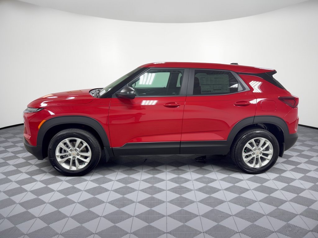 New 2026 Chevrolet TrailBlazer LS w/ LS Convenience Package AWD/4WD image 2